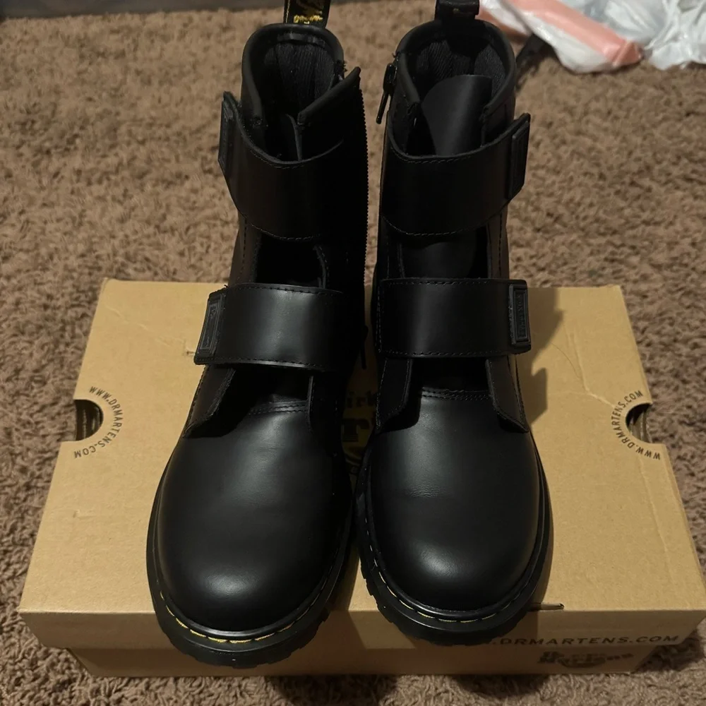 Dr. Martens Kids Black Leather Boots Gorpcore Streetwear Vintage